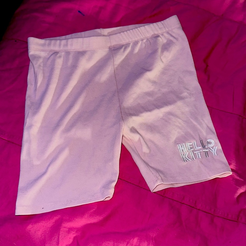 hello kitty pink ribbed shorts